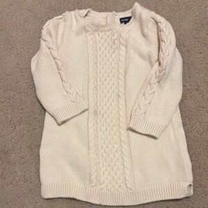 Gap Ivory Cable Knit Sweater